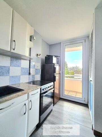 Charmant studio de 28,27 m2 avec balcon, cave et parking NEUILLY SUR MARNE (93)
