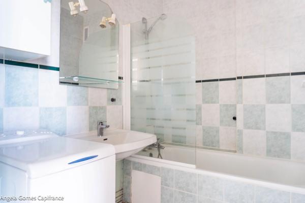 Charmant studio de 28,27 m2 avec balcon, cave et parking NEUILLY SUR MARNE (93)