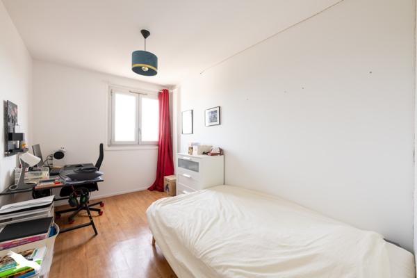 Appartement à vendre |  Clichy |  4 pièces | 78 m²