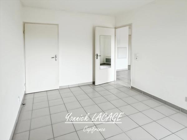 Appartement T2 MARSEILLE 13008 avec terrasse sans vis-à-vis – Résidence récente face au parc du 26e Centenaire