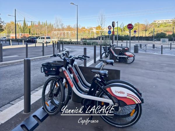 Appartement T2 MARSEILLE 13008 avec terrasse sans vis-à-vis – Résidence récente face au parc du 26e Centenaire