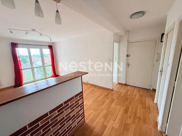 Toulouse Rangueil 31400 à deux pas des Facultés , Agréable T3 de 56.45m² très bien agencé , avec petit balcon, cave et place de parking