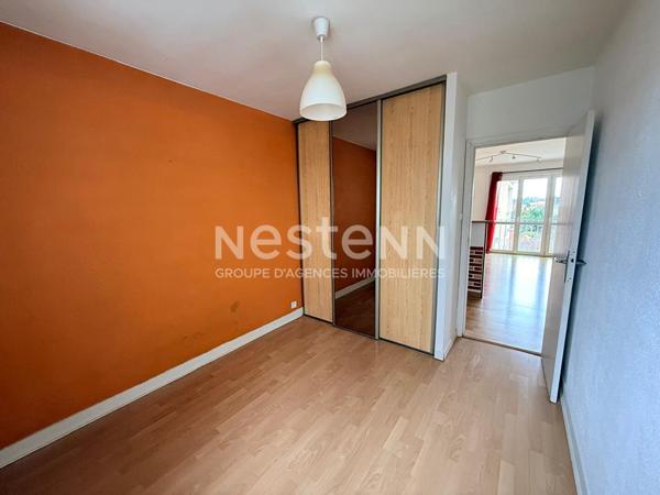 Toulouse Rangueil 31400 à deux pas des Facultés , Agréable T3 de 56.45m² très bien agencé , avec petit balcon, cave et place de parking