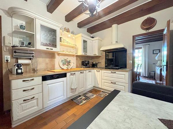 Maison Chancelade 200 m2 Sur sous sol avec parc arboré clos