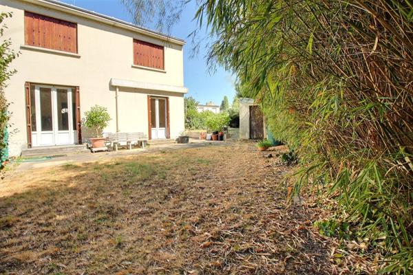 Maison Chevilly Larue 6 pièces 85.57 m2