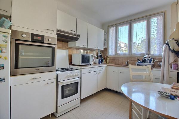 Maison Chevilly Larue 6 pièces 85.57 m2