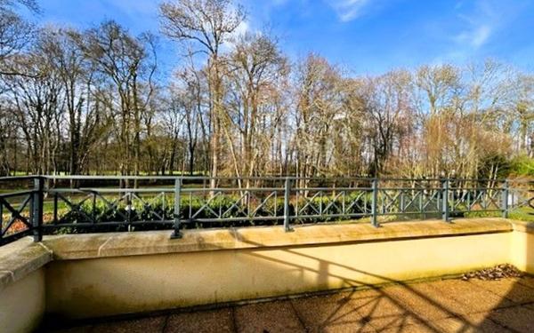 Maison à vendre    6 pièces • 189,80 m2 Bailly-Romainvilliers