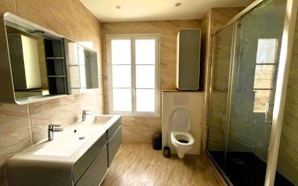 Maison à vendre    6 pièces • 189,80 m2 Bailly-Romainvilliers