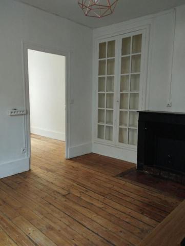 APPARTEMENT AVEC PIECE INDEPENDANTE CENTRE VILLE DE CHARTRES