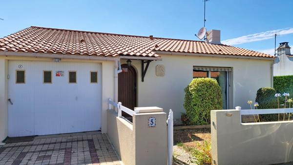 Maison Les Sables d'Olonne Fosses Rouges 2 ch  véranda garage jardin 1km centre Pironnière