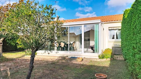 Maison Les Sables d'Olonne Fosses Rouges 2 ch  véranda garage jardin 1km centre Pironnière
