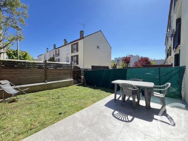 Maison à vendre  4 pièces - 101,80 m 2   MAUREPAS  - 78
