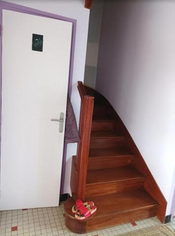 29270 Carhaix maison proches toutes commodités et écoles 3 chambres garage bien isolée