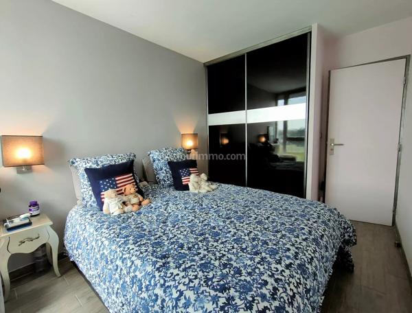 Vente                                                      Appartement
                        
                     2 pièces                      48 m2                     à Bondoufle