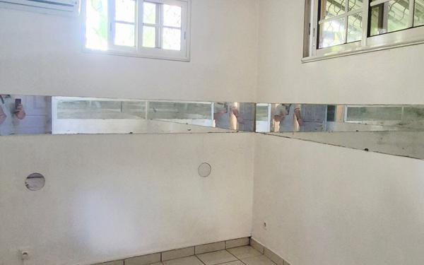 Appartement à louer    3 pièces • 61,12 m2 Lamentin