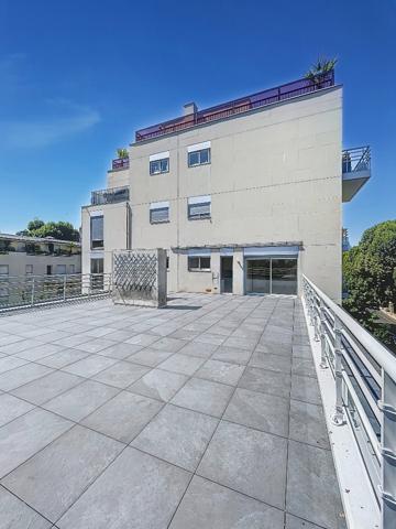 Appartement ancien à NEUILLY SUR SEINE (92200)