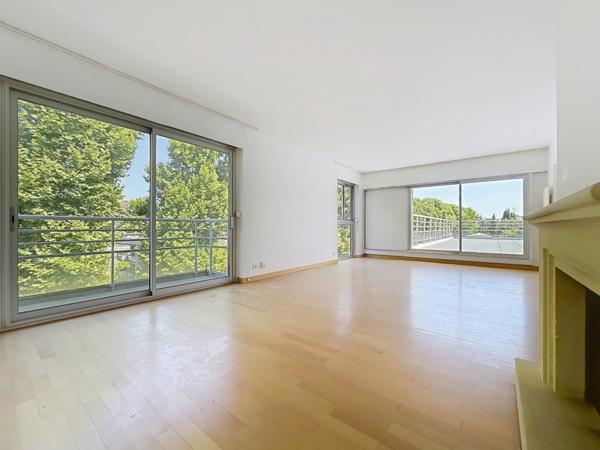 Appartement ancien à NEUILLY SUR SEINE (92200)