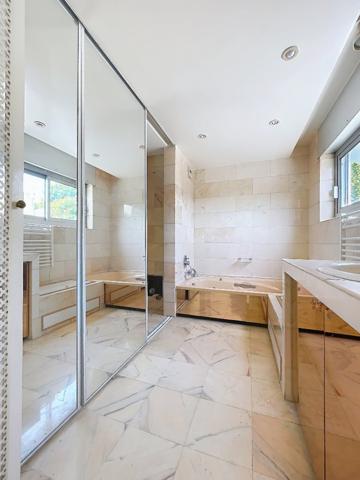 Appartement ancien à NEUILLY SUR SEINE (92200)