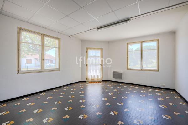 Maison individuelle de plain-pied avec 2 garages