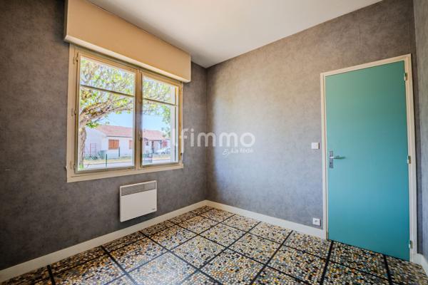 Maison individuelle de plain-pied avec 2 garages