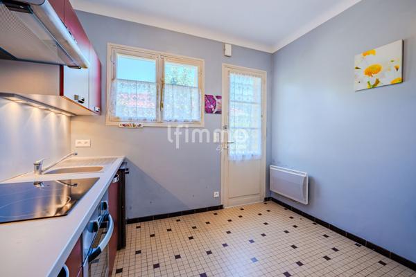 Maison individuelle de plain-pied avec 2 garages
