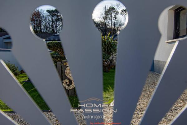 ETAULES - MAISON RECENTE DE PLAIN-PIED AVEC PISCINE URBAINE