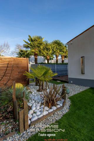 ETAULES - MAISON RECENTE DE PLAIN-PIED AVEC PISCINE URBAINE