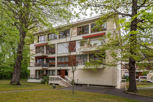 Appartement Maisons Laffitte 4 pièce(s) 95m2 610 000 € **  - Référence  4665