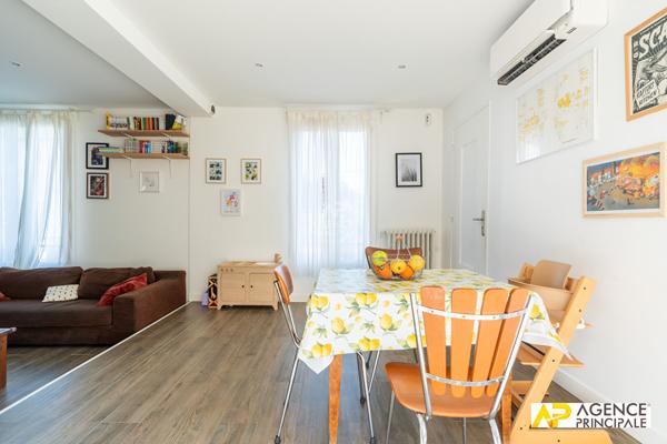 Maison Maisons Laffitte 4 pièce(s) 93 m2 - 3 chambres - sdb sdouche - sous sol total avec bureau 695 000 € **  - Référence  13672