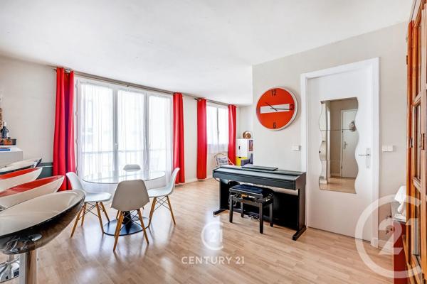 Appartement F3 à vendre  3 pièces - 72,70 m 2   MONTROUGE  - 92