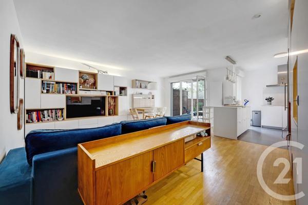 Appartement F3 à vendre  3 pièces - 72,70 m 2   MONTROUGE  - 92