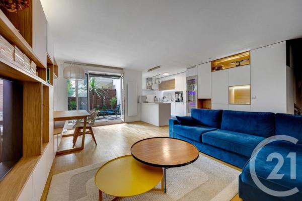 Appartement F3 à vendre  3 pièces - 72,70 m 2   MONTROUGE  - 92