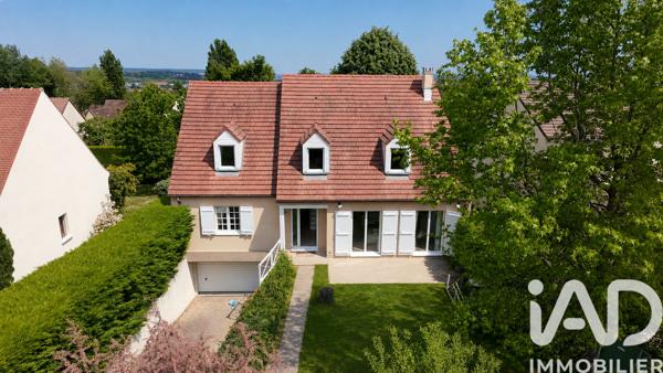 Maison à vendre 7 pièces 182,11 m² Orgeval