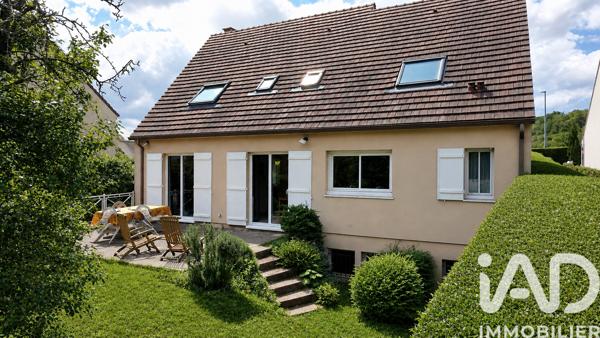 Maison à vendre 7 pièces 182,11 m² Orgeval