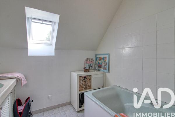 Maison à vendre 7 pièces 182,11 m² Orgeval