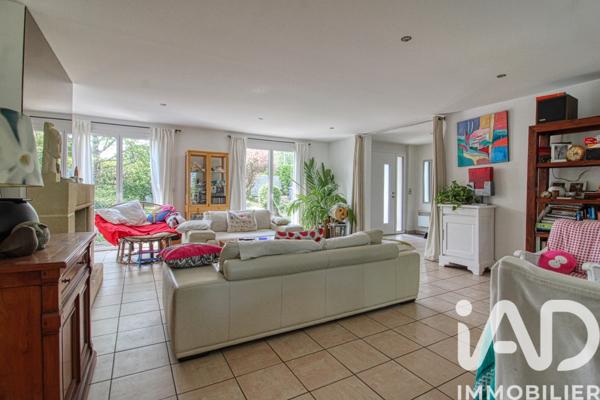 Maison à vendre 7 pièces 182,11 m² Orgeval