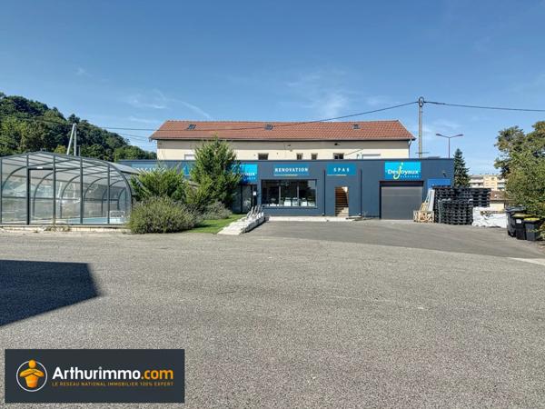Location Local commercial 210 m2 à Bourgoin-Jallieu