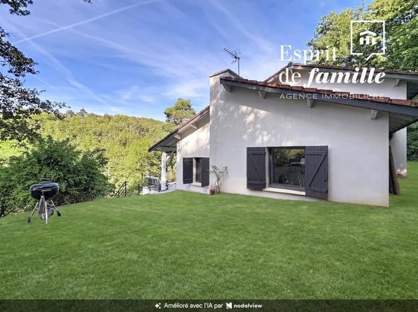 Saint-Didier-au-Mont-d’Or – maison familiale de plus de 180 m² dans un écrin de verdure
