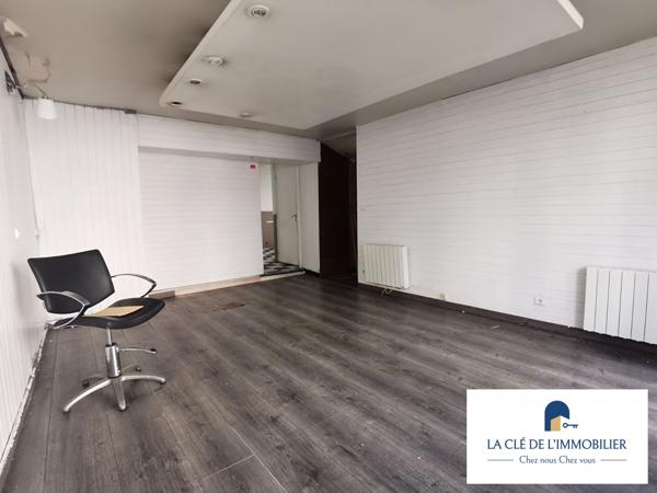 Local commercial 49m², Centre ville.