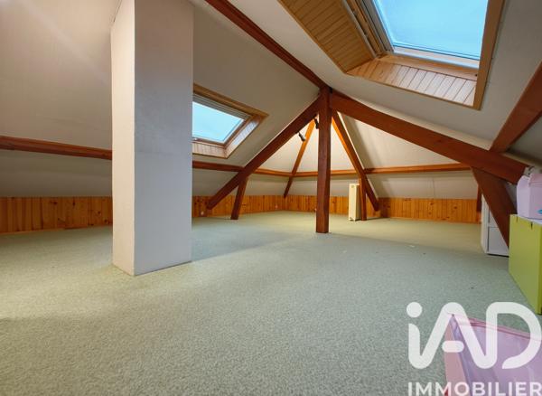 Maison à vendre 6 pièces 211 m² Lezoux