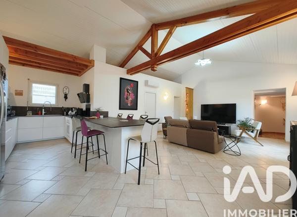 Maison à vendre 6 pièces 211 m² Lezoux