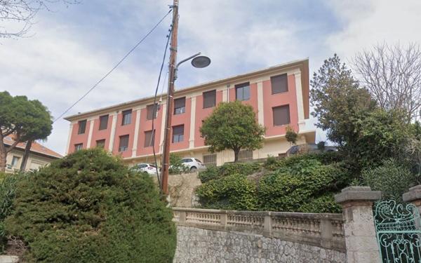 Appartement à louer    1 pièce • 17,47 m2 Nice