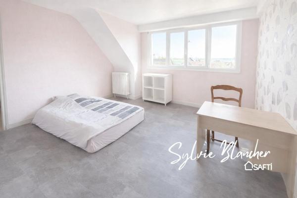 MAISON 210 m2 - 6 CHAMBRES - TERRAIN 1366 M2