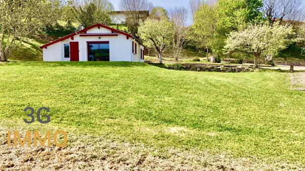 Vente / Maison avec dépendance à Saint-Jean-Pied-de-Port (64220)