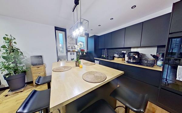 Appartement à vendre    3 pièces • 60 m2 Villeurbanne