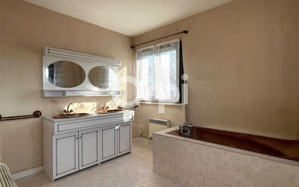 Maison à vendre    2 pièces •  Évreux