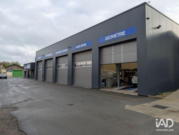 Local d’activité à vendre 765 m² Montbizot