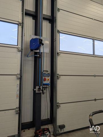 Local d’activité à vendre 765 m² Montbizot