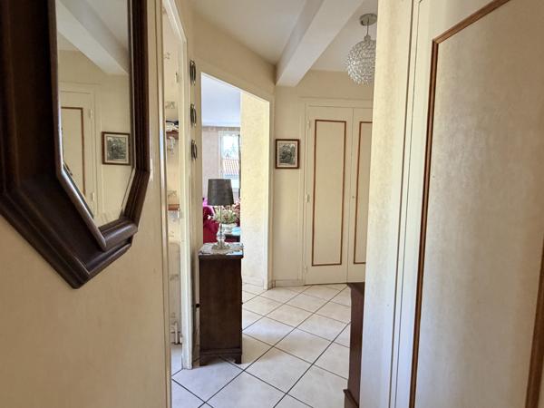Appartement 3 pièce(s) 2 chambre(s) 67 m²