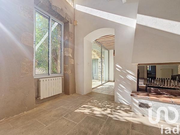 Maison à vendre 9 pièces 204 m² Cabrières-d'Avignon